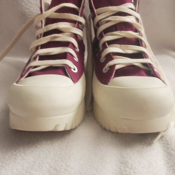 Converse Chuck Taylor All Star Lugged 2.0 High Tops. Mystic Orchid. Women 8 - Picture 11 of 14